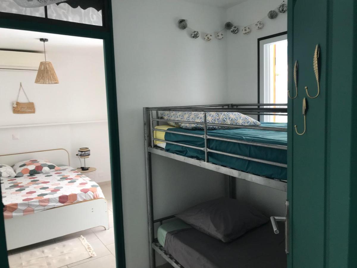 Gites Le Petit Voyageur Sainte-Anne  Dış mekan fotoğraf